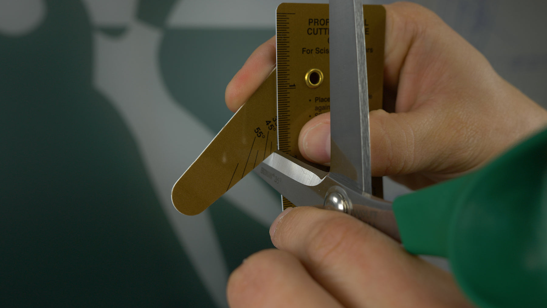 How to Find and Set the Angle and Clamp Scissors in the Twice as Sharp® Scissors Sharpener