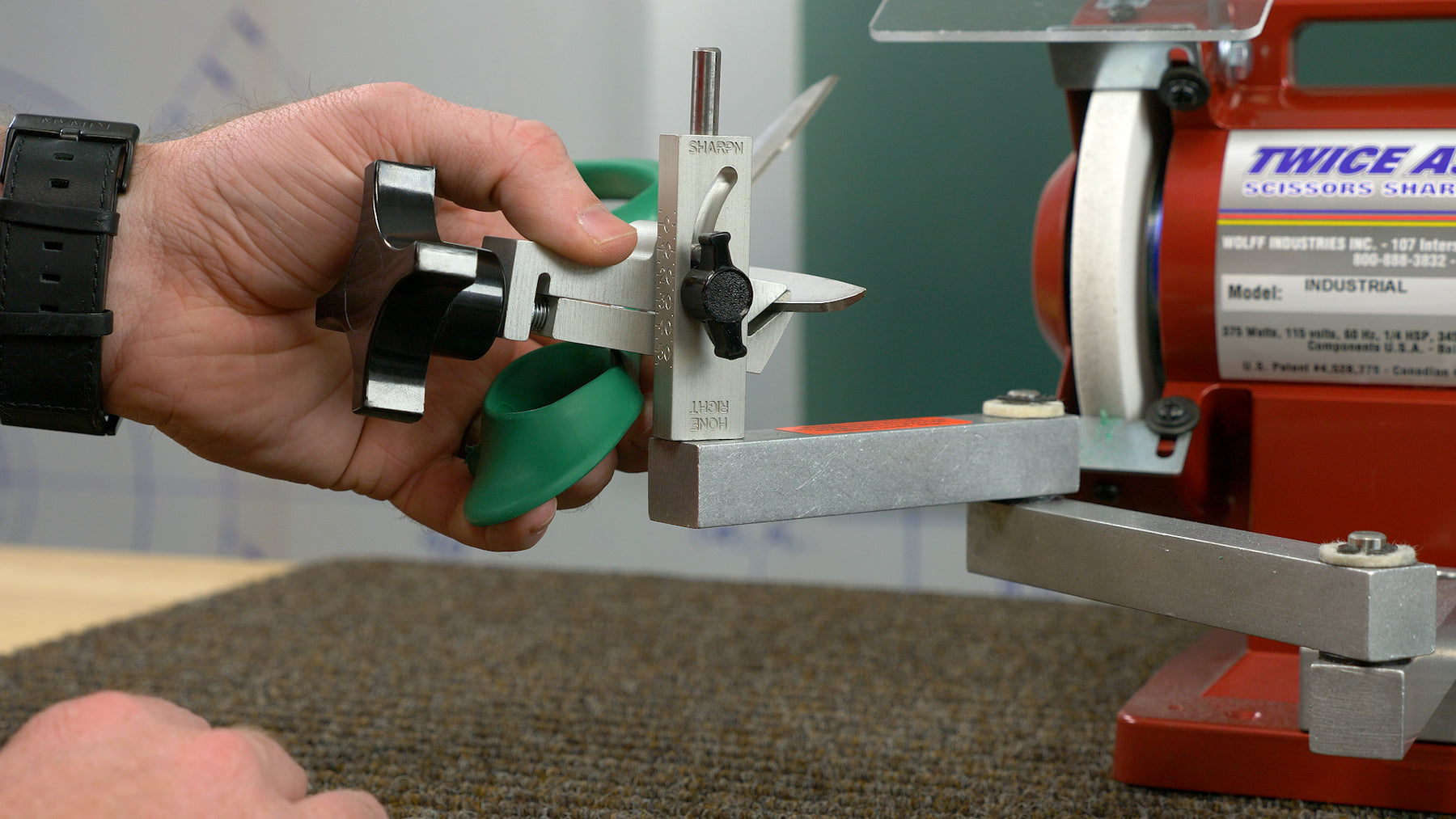 How to Sharpen a Pair of Scissors on the Twice as Sharp® Sharpening System